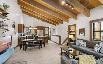 Creekside Getaway at Northstar 7