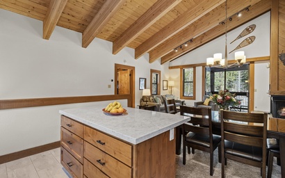 Creekside Getaway at Northstar 10