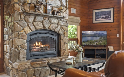 Donner Lake Vacation Lodge 10