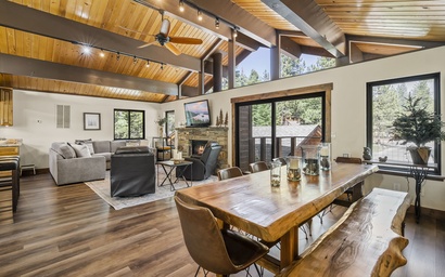 Mountain Escape Oasis with HotTub 5