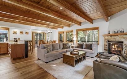 Quittin' Time Chalet