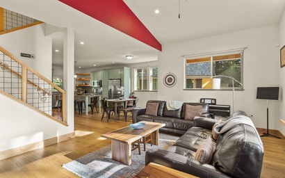 Wolverine Truckee Getaway 9