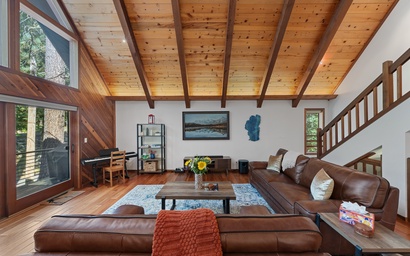 Evergreen Modern Lodge 7