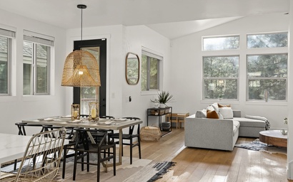 Truckee Modern Family Retreat with Hot Tub 10