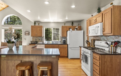 Sun Valley Lodge with Private Hot Tub 4