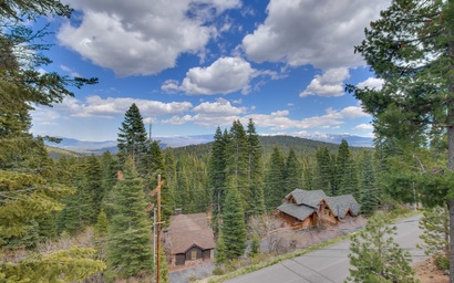 Falcon's Eye View Retreat 4