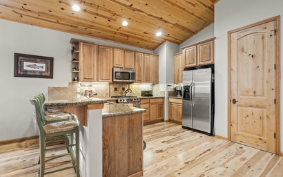 North Lake Tahoe Vacation Lodge 9