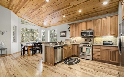 North Lake Tahoe Vacation Lodge 5