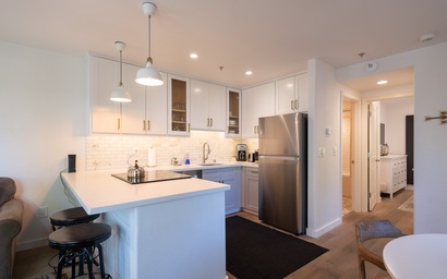 Sweetbriar Garden Suite 9