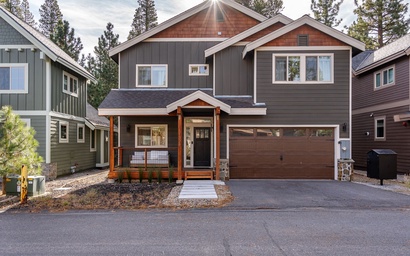 Truckee Modern Family Retreat with Hot Tub 7