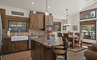 Bear Cabin in Kings Beach 3