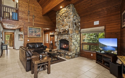 Donner Lake Vacation Lodge