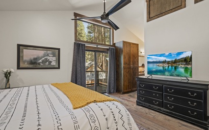 Bear Cabin in Kings Beach 4