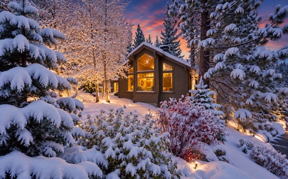 Stonehaven Lodge | Hot Tub, Painted Rock Views & Pets 6