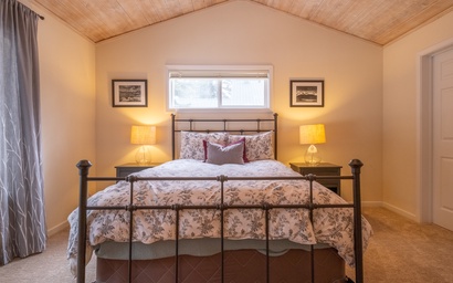 Three Pines Family Cabin 3