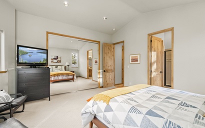 North Lake Tahoe Vacation Lodge 6