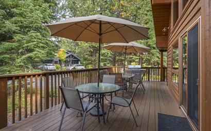 Donner Lake Vacation Lodge 9