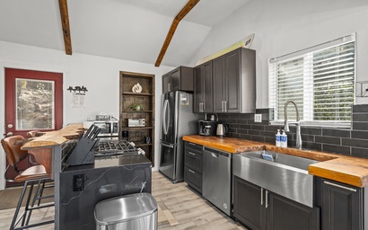 Tahoe Blue Chalet 10