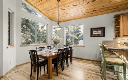 North Lake Tahoe Vacation Lodge 4