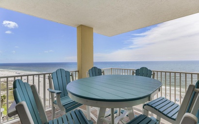 Romar Place 1105