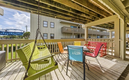 Gulf Village 101
