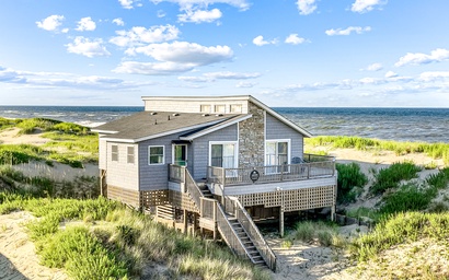 * SN1317: Outer Banks Beachfront Bungalow