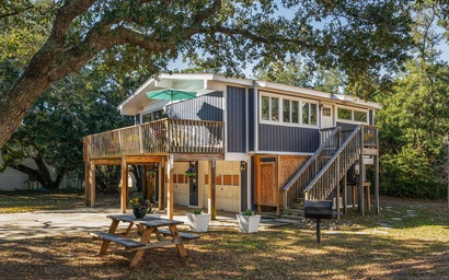 DU811: Sugar Shack