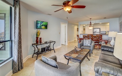 Summerhouse 305 by Wild Dunes, Oceanfront 6