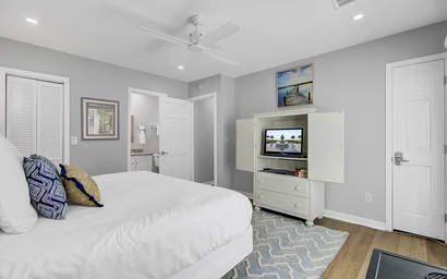 Racquet Club Villa 24 by Wild Dunes 6