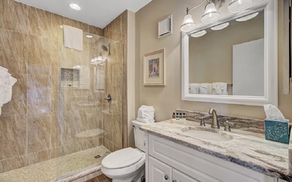 Port O'Call C204 by Wild Dunes, Ocean View 3