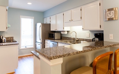 Racquet Club Villa 10 by Wild Dunes 4