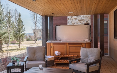 Spotted Saddle Lodge 3