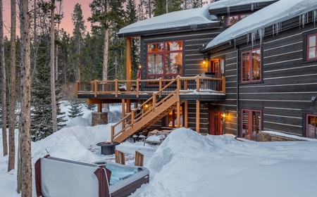 Cypress Mountain Chalet 3