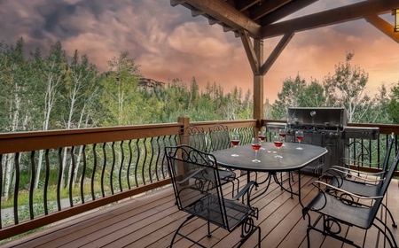 Brown Bear Chalet