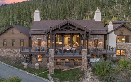 Switchback Lodge