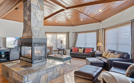Apex Lodge South