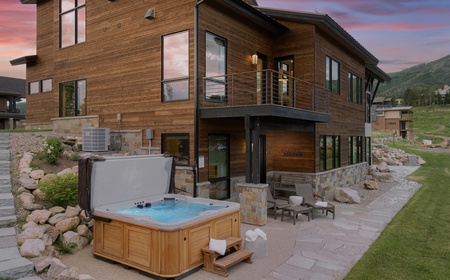 Palomino Chalet 3
