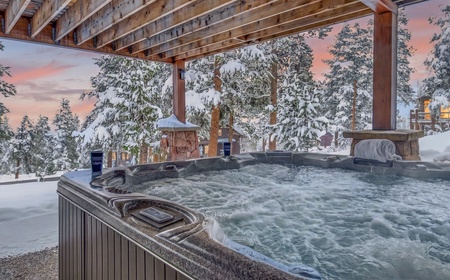 Moose Tracks Lodge 2
