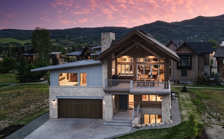 Dala Horse Lodge