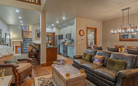 Pines 75 Townhome 3