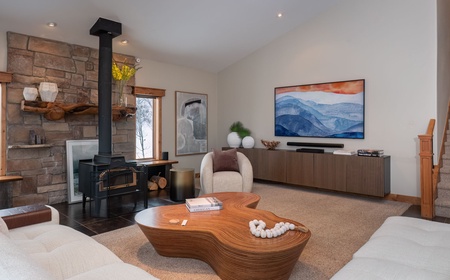 Creekside Chalet 3