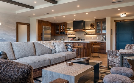 One Steamboat Place #702: Emerald Mountain 3