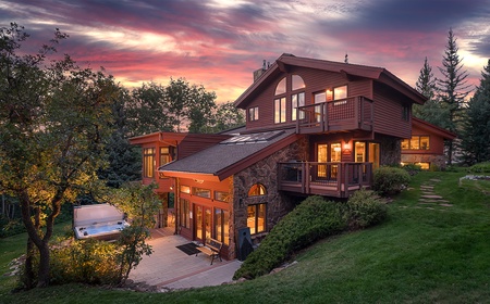 Trails Edge Lodge