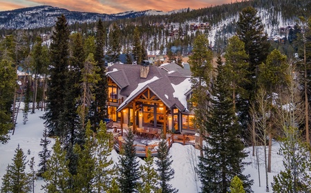 Mountain Bear Lodge