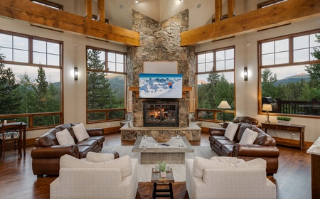 Majestic Mountain Lodge 2