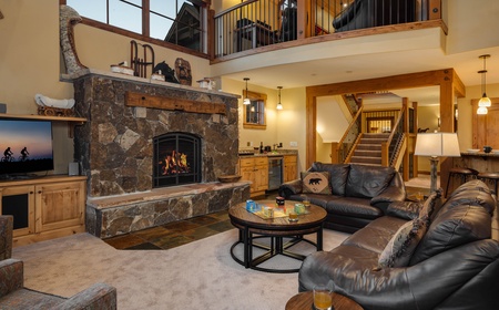 Brown Bear Chalet