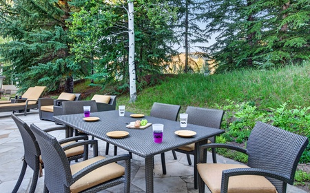 Wild Iris Lodge 3