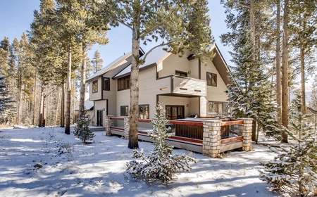 Bystone Villa Retreat 2