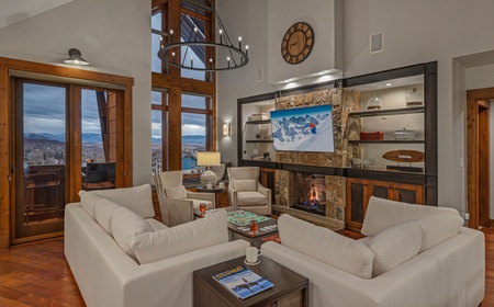 One Steamboat Place #616: Diamond Peak Penthouse 2 Bedroom