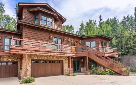Apex Lodge South